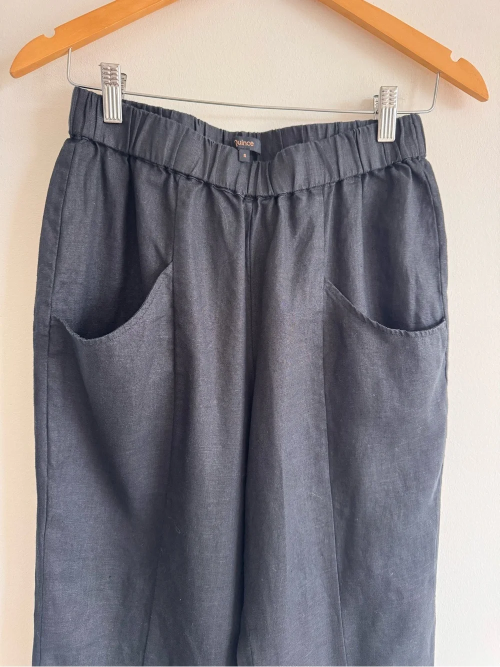 Quince | 100% European Linen Tapered Ankle Pants in Black Small